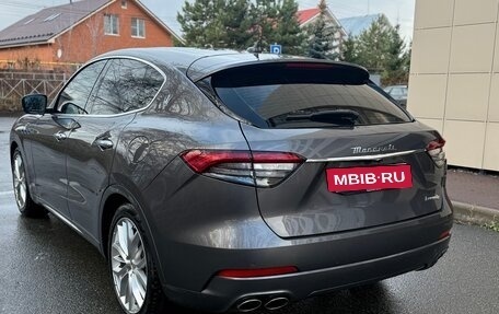 Maserati Levante I, 2022 год, 15 800 000 рублей, 6 фотография