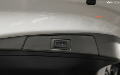 Toyota RAV4, 2025 год, 4 290 000 рублей, 23 фотография