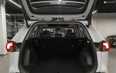 Toyota RAV4, 2025 год, 4 290 000 рублей, 22 фотография