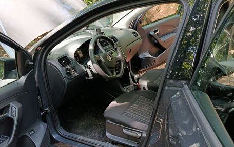 Volkswagen Polo VI (EU Market), 2015 год, 670 000 рублей, 9 фотография