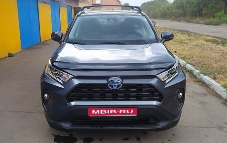 Toyota RAV4, 2020 год, 3 400 000 рублей, 1 фотография