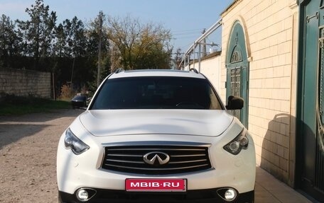 Infiniti QX70, 2016 год, 3 350 000 рублей, 1 фотография