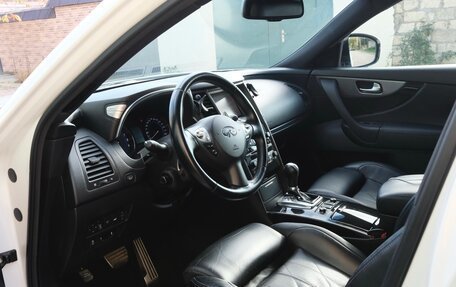 Infiniti QX70, 2016 год, 3 350 000 рублей, 12 фотография