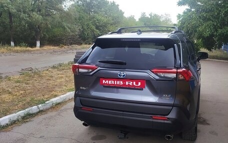 Toyota RAV4, 2020 год, 3 400 000 рублей, 3 фотография