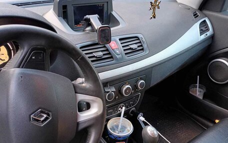 Renault Megane III, 2010 год, 650 000 рублей, 11 фотография