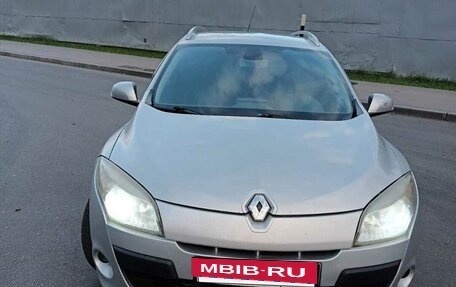 Renault Megane III, 2010 год, 650 000 рублей, 13 фотография