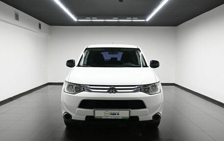 Mitsubishi Outlander III рестайлинг 3, 2014 год, 1 595 000 рублей, 3 фотография