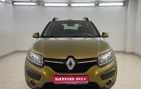 Renault Sandero II рестайлинг, 2015 год, 680 000 рублей, 2 фотография
