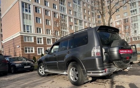 Mitsubishi Pajero IV, 2014 год, 2 600 000 рублей, 2 фотография