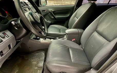 Toyota RAV4, 2003 год, 750 000 рублей, 11 фотография