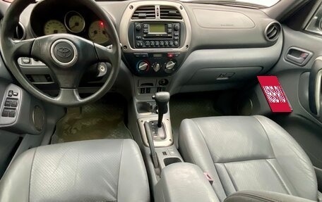 Toyota RAV4, 2003 год, 750 000 рублей, 9 фотография