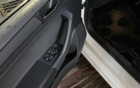 Skoda Rapid II, 2021 год, 1 375 000 рублей, 8 фотография