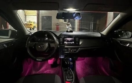 Skoda Rapid II, 2021 год, 1 375 000 рублей, 7 фотография