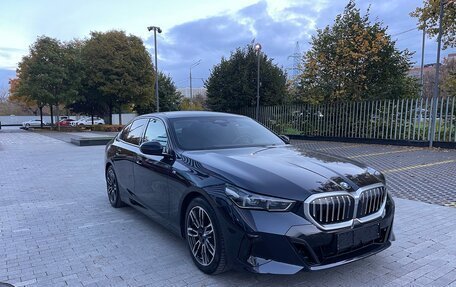 BMW 5 серия, 2023 год, 7 850 000 рублей, 3 фотография