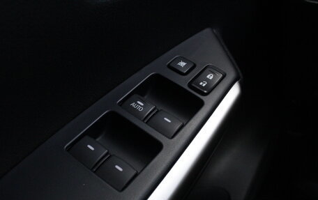 Mitsubishi Pajero Sport III рестайлинг, 2019 год, 3 600 000 рублей, 10 фотография