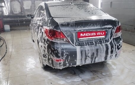 Hyundai Solaris II рестайлинг, 2013 год, 430 000 рублей, 6 фотография