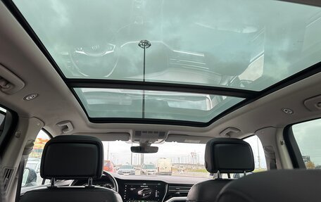 Volkswagen Touareg III, 2018 год, 5 440 000 рублей, 20 фотография