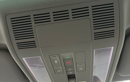 Volkswagen Touareg III, 2018 год, 5 440 000 рублей, 30 фотография