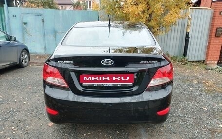 Hyundai Solaris II рестайлинг, 2011 год, 650 000 рублей, 6 фотография