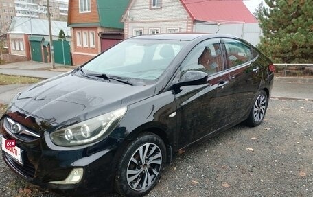 Hyundai Solaris II рестайлинг, 2011 год, 650 000 рублей, 2 фотография