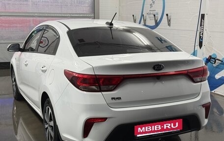 KIA Rio IV, 2018 год, 1 200 000 рублей, 8 фотография