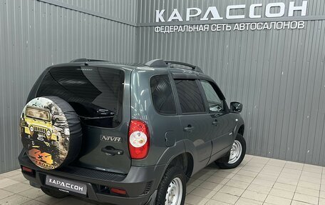 Chevrolet Niva I рестайлинг, 2018 год, 710 000 рублей, 2 фотография