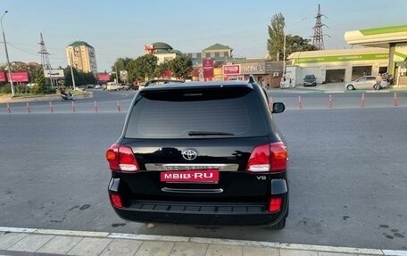 Toyota Land Cruiser 200, 2011 год, 2 850 000 рублей, 6 фотография