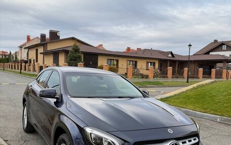 Mercedes-Benz GLA, 2018 год, 2 100 000 рублей, 1 фотография