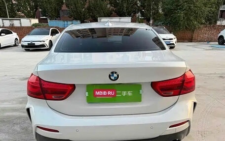 BMW 1 серия, 2022 год, 2 100 000 рублей, 13 фотография