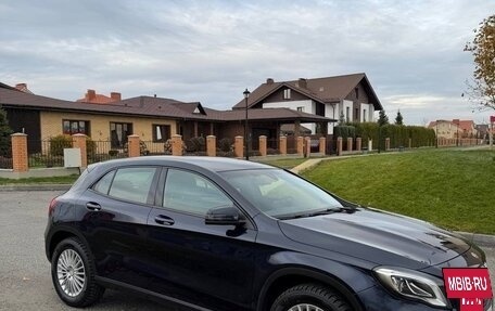 Mercedes-Benz GLA, 2018 год, 2 100 000 рублей, 3 фотография