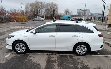 KIA cee'd III, 2021 год, 1 900 000 рублей, 2 фотография