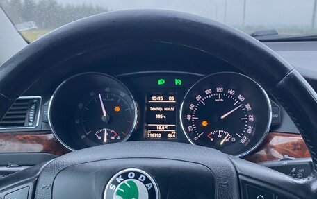 Skoda Superb III рестайлинг, 2012 год, 850 000 рублей, 3 фотография