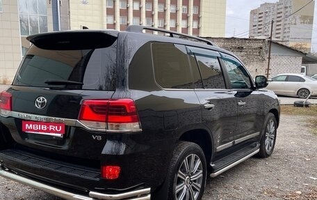 Toyota Land Cruiser 200, 2015 год, 7 500 000 рублей, 8 фотография