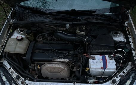 Ford Focus IV, 2004 год, 300 000 рублей, 15 фотография