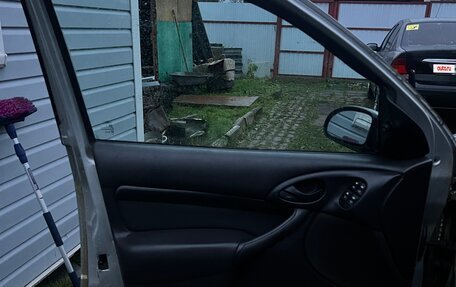 Ford Focus IV, 2004 год, 300 000 рублей, 12 фотография