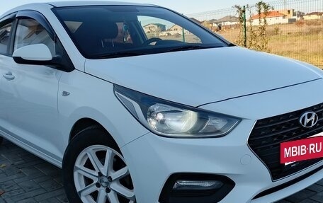 Hyundai Solaris II рестайлинг, 2017 год, 1 320 000 рублей, 4 фотография