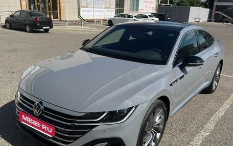 Volkswagen Passat CC, 2023 год, 4 099 000 рублей, 3 фотография