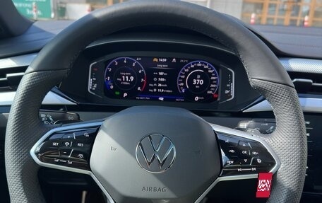 Volkswagen Passat CC, 2023 год, 4 099 000 рублей, 11 фотография