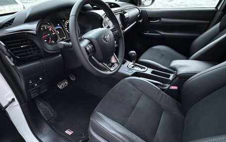 Toyota Hilux VIII, 2025 год, 9 364 500 рублей, 13 фотография