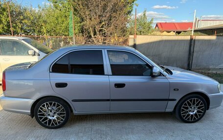 Hyundai Accent II, 2004 год, 500 000 рублей, 4 фотография