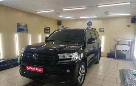Toyota Land Cruiser 200, 2018 год, 7 500 000 рублей, 1 фотография