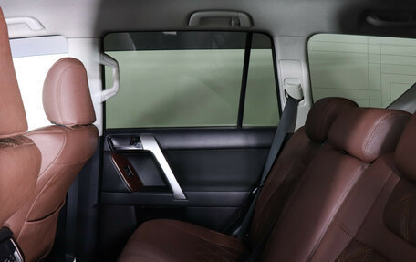 Toyota Land Cruiser Prado 150 рестайлинг 2, 2014 год, 3 350 000 рублей, 10 фотография