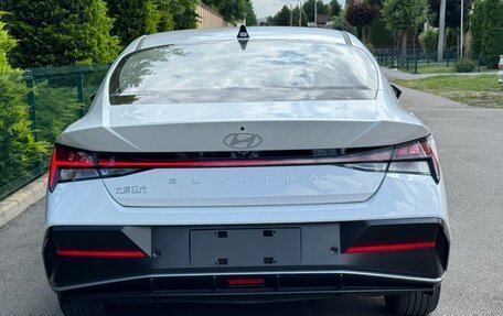 Hyundai Elantra, 2025 год, 2 400 000 рублей, 8 фотография