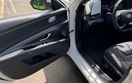 Hyundai Elantra, 2025 год, 2 400 000 рублей, 17 фотография