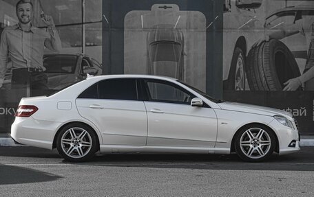 Mercedes-Benz E-Класс, 2011 год, 1 777 000 рублей, 5 фотография