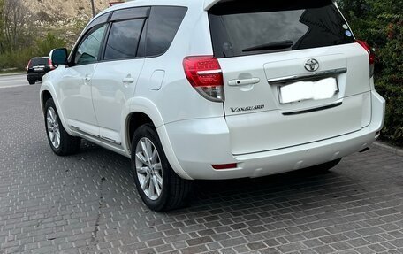 Toyota Vanguard, 2011 год, 1 200 000 рублей, 5 фотография