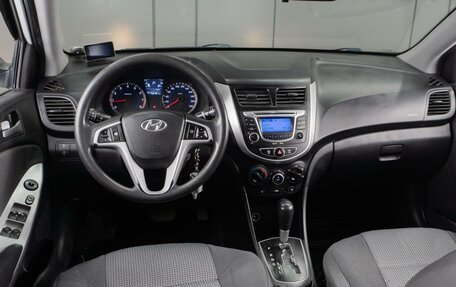 Hyundai Solaris II рестайлинг, 2012 год, 879 000 рублей, 6 фотография