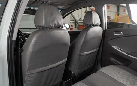 Hyundai Solaris II рестайлинг, 2012 год, 879 000 рублей, 11 фотография