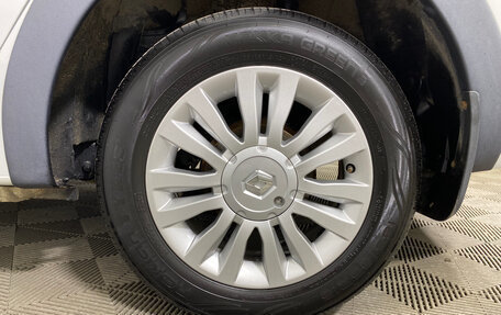 Renault Logan II, 2017 год, 835 000 рублей, 8 фотография