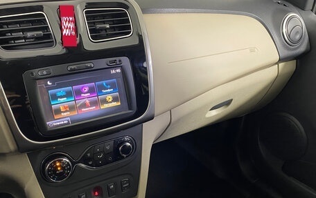 Renault Logan II, 2017 год, 835 000 рублей, 16 фотография